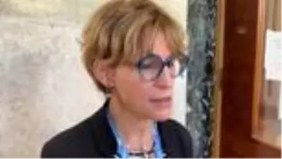 BM O¨zel Raporto¨ru¨ Callamard'a göre, Kaşıkçı cinayetinin baş şüphelisi Veliaht Prens Muhammed Bin... BM O¨zel Raporto¨ru¨ Callamard'a göre, Kaşıkçı cinayetinin baş şüphelisi Veliaht Prens Muhammed Bin...