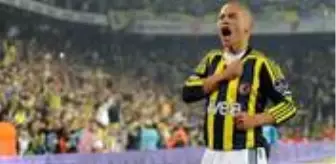 Emre Belözoğlu: Brezilyalı efsane futbolcu Alex: Fenerbahçe'ye antrenör olarak dönebilirim Emre Belözoğlu: Brezilyalı efsane futbolcu Alex: Fenerbahçe'ye antrenör olarak dönebilirim