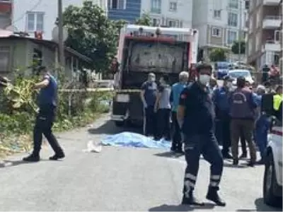 Çöp kamyonunun çarptığı yaşlı kadın hayatını kaybetti Çöp kamyonunun çarptığı yaşlı kadın hayatını kaybetti