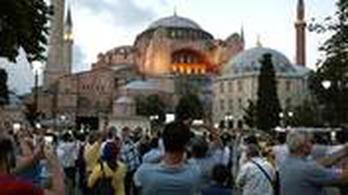 Diyanet İşleri Başkanı Ali Erbaş yanıt verdi: Ayasofya Camii'nin ismi değişecek mi?
