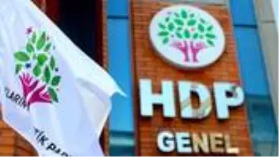 HDP, Doğubayazıt Belediye Başkanı Yıldız Acar'ı partiden ihraç ediyor HDP, Doğubayazıt Belediye Başkanı Yıldız Acar'ı partiden ihraç ediyor