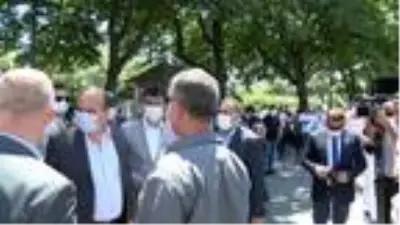 İstanbul İl Emniyet Müdürü Zafer Aktaş Ayasofya önünde incelemelerde bulundu (1) İstanbul İl Emniyet Müdürü Zafer Aktaş Ayasofya önünde incelemelerde bulundu (1)
