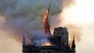 Notre-Dame Katedrali'nin yangında yıkılan çan kulesinin orijinal şekli korunacak Notre-Dame Katedrali'nin yangında yıkılan çan kulesinin orijinal şekli korunacak