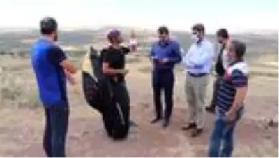 Şanlıurfa semaları yamaç paraşütleriyle renklendi Şanlıurfa semaları yamaç paraşütleriyle renklendi