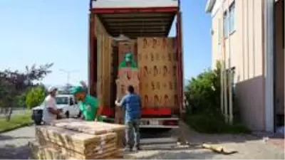 Sel mağduru 60 ailenin mobilyası İnegöl'den Sel mağduru 60 ailenin mobilyası İnegöl'den