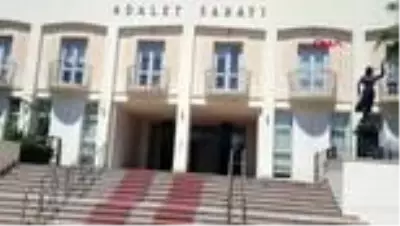 Son dakika haberleri | Suç çetesi Hells Angels'ın lideri Arabacı ile birlikte 3 zanlı adliyede Son dakika haberleri | Suç çetesi Hells Angels'ın lideri Arabacı ile birlikte 3 zanlı adliyede