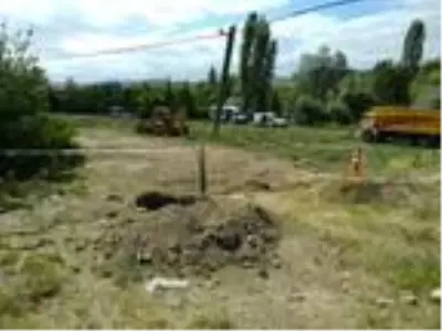 Kaza yapan zırhlı araç takla attı, etrafa servet saçıldı! Ekipler karış karış arıyor Kaza yapan zırhlı araç takla attı, etrafa servet saçıldı! Ekipler karış karış arıyor