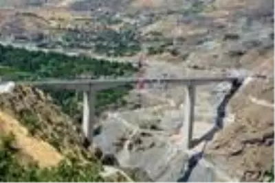 Türkiye'nin en yüksek köprüsü açıldı Türkiye'nin en yüksek köprüsü açıldı