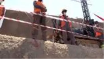 Ulaştırma ve Altyapı Bakanı Karaismailoğlu Bitlis'te (1) Ulaştırma ve Altyapı Bakanı Karaismailoğlu Bitlis'te (1)