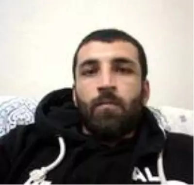 8'inci kattan atlayıp, intihar etti