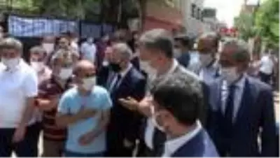 ADANA Bakan Selçuk, Ramazan öğretmenin ailesine başsağlığı diledi