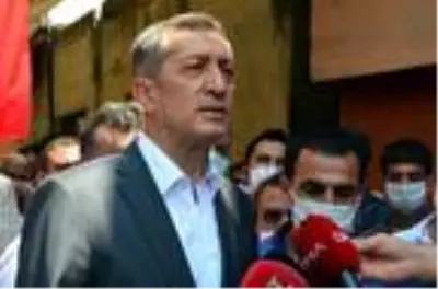 Bakan Selçuk, Ramazan öğretmenin ailesine başsağlığı diledi