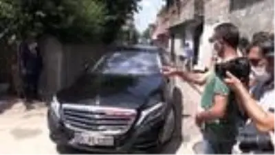 Bakan Selçuk’tan lisedeki patlamada hayatını kaybeden öğretmenin babaevine ziyaret