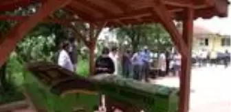 Kartepe: Eşi ve kayınvalidesini öldürerek kayıplara karışan şahısla ilgili ilginç detaylar Kartepe: Eşi ve kayınvalidesini öldürerek kayıplara karışan şahısla ilgili ilginç detaylar