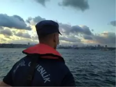 İstanbul Boğazı'ndaki teknelere geniş çaplı denetim İstanbul Boğazı'ndaki teknelere geniş çaplı denetim