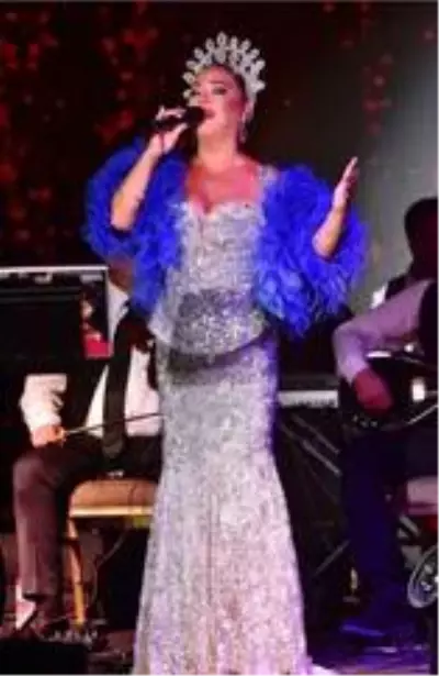 Safiye Soyman 30. sanat yılının ilk konserini Bodrum'da verdi