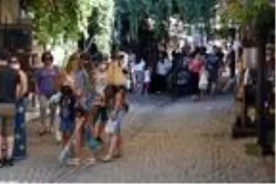 Şirince'de pazar günü kalabalığı yaşandı