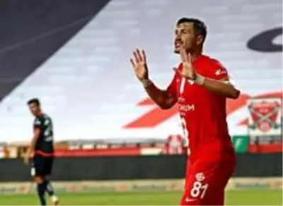 Süper Lig: Fraport TAV Antalyaspor: 1 Aytemiz Alanyaspor: 0 (Maç sonucu)