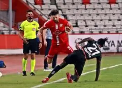 Süper Lig: Fraport TAV Antalyaspor: 1 Aytemiz Alanyaspor: 0 (Maç sonucu)