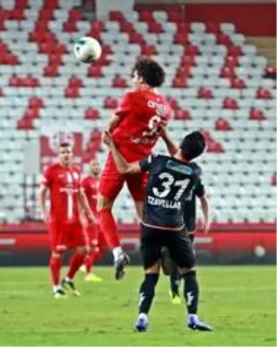 Süper Lig: Fraport TAV Antalyaspor: 1 Aytemiz Alanyaspor: 0 (Maç sonucu)
