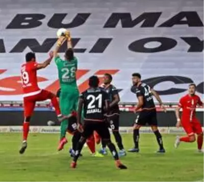 Süper Lig: Fraport TAV Antalyaspor: 1 Aytemiz Alanyaspor: 0 (Maç sonucu)