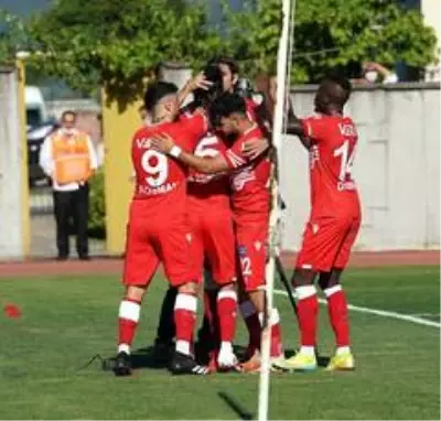 TFF 1. Lig: Ümraniyespor: 2 Adana Demirspor: 3 TFF 1. Lig: Ümraniyespor: 2 Adana Demirspor: 3