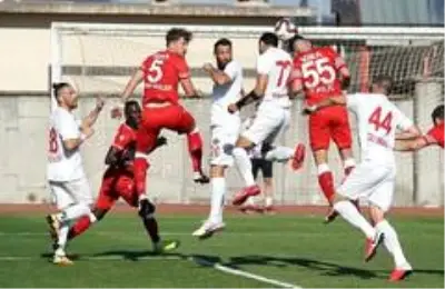 TFF 1. Lig: Ümraniyespor: 2 Adana Demirspor: 3 TFF 1. Lig: Ümraniyespor: 2 Adana Demirspor: 3