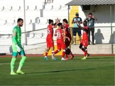 TFF 1. Lig: Ümraniyespor: 2 Adana Demirspor: 3 TFF 1. Lig: Ümraniyespor: 2 Adana Demirspor: 3