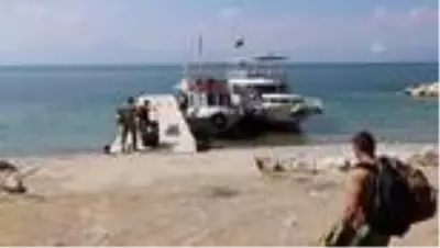 Van Gölü'nde batan teknedeki cesetlerin çıkarılması için çalışmalar sürüyor Van Gölü'nde batan teknedeki cesetlerin çıkarılması için çalışmalar sürüyor