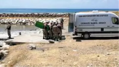 Van Gölü'nde çıkarılan ceset sayısı 21'i buldu Van Gölü'nde çıkarılan ceset sayısı 21'i buldu