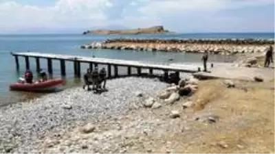 Van Gölü'nde çıkarılan ceset sayısı 21'i buldu Van Gölü'nde çıkarılan ceset sayısı 21'i buldu