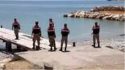 Van Gölü'nde teknenin batması sonucu kaybolan 2 kişinin daha cesedi bulundu Van Gölü'nde teknenin batması sonucu kaybolan 2 kişinin daha cesedi bulundu