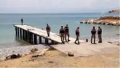 Van Gölü'nde teknenin batması sonucu kaybolan 2 kişinin daha cesedi bulundu Van Gölü'nde teknenin batması sonucu kaybolan 2 kişinin daha cesedi bulundu