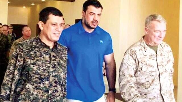 YPG'li terörist Mazlum Kobani, ABD'li komutan Frank McKenzie ile bir araya geldi YPG'li terörist Mazlum Kobani, ABD'li komutan Frank McKenzie ile bir araya geldi