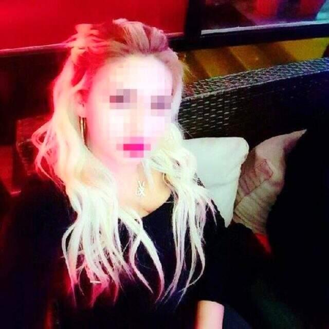 450 bin liralık borç kağıdını yutmaya çalışıp kadın polisin parmağını ısırdı