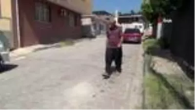 8 aydır evden uzaklaştırma alan adam sokakta yaşıyor