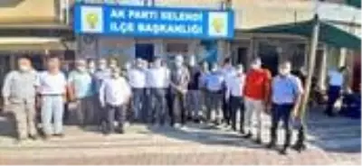 Başkan Hızlı Selendi'de partililer ve esnafla buluştu