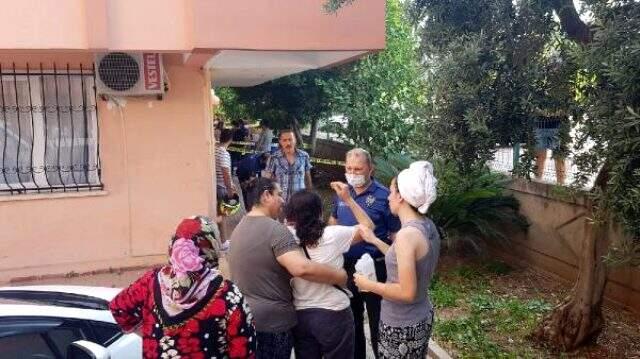 Bileklerinde kesik izi olan anne, bebeğini dokuzuncu kattan attıktan sınra kendi atladı