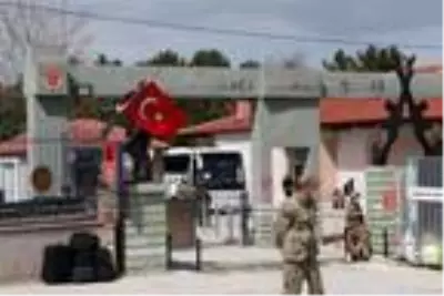 Burdur'da, 33 askerde koronavirüs tespit edildi Burdur'da, 33 askerde koronavirüs tespit edildi