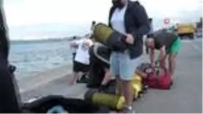 Büyükçekmece'de 25 balık adamla deniz temizliği Büyükçekmece'de 25 balık adamla deniz temizliği