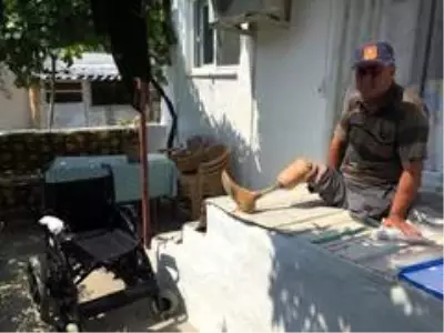 Büyükşehir, engelli adamın akülü sandalye talebini karşıladı Büyükşehir, engelli adamın akülü sandalye talebini karşıladı