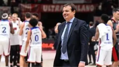 Ergin Ataman ve Arda Turan'ın da aralarında olduğu yatırımcı grubu, İtalya'dan basketbol takımı satın aldı Ergin Ataman ve Arda Turan'ın da aralarında olduğu yatırımcı grubu, İtalya'dan basketbol takımı satın aldı