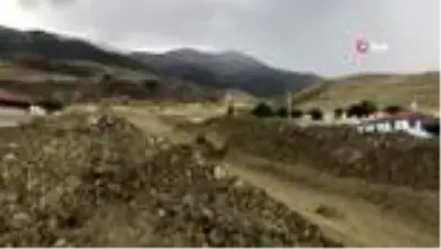 Erzincan'da sağanak sonrası sel böyle geldi Erzincan'da sağanak sonrası sel böyle geldi