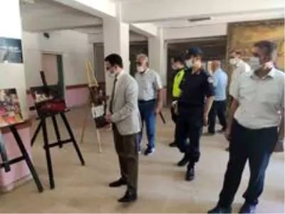 Osmancık'ta 15 Temmuz konulu fotoğraf sergisi açıldı
