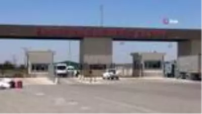 Son dakika haberleri... Sınırda saka kuşu ile sigara ele geçildi