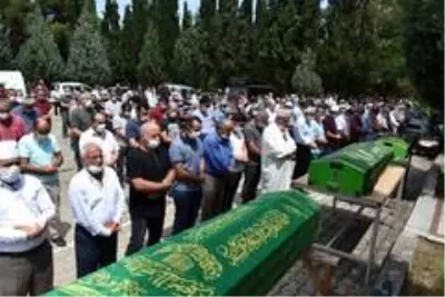 Sinop'ta boğulan baba ve iki oğlu toprağa verildi