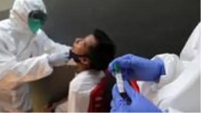 Son Dakika: Türkiye'de 13 Temmuz günü koronavirüs kaynaklı 19 can kaybı, 1008 yeni vaka tespit edildi Son Dakika: Türkiye'de 13 Temmuz günü koronavirüs kaynaklı 19 can kaybı, 1008 yeni vaka tespit edildi