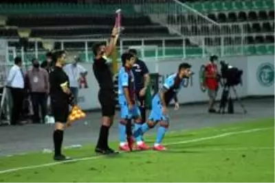 Son dakika haberi... Süper Lig: Denizlispor: 2 Trabzonspor: 1 (Maç sonucu) Son dakika haberi... Süper Lig: Denizlispor: 2 Trabzonspor: 1 (Maç sonucu)