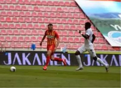 Süper Lig: Hes Kablo Kayserispor: 0 Gaziantep FK: 0 (İlk yarı)