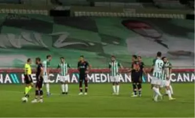 Süper Lig: Konyaspor: 0 M.Başakşehir: 1 (Maç devam ediyor)